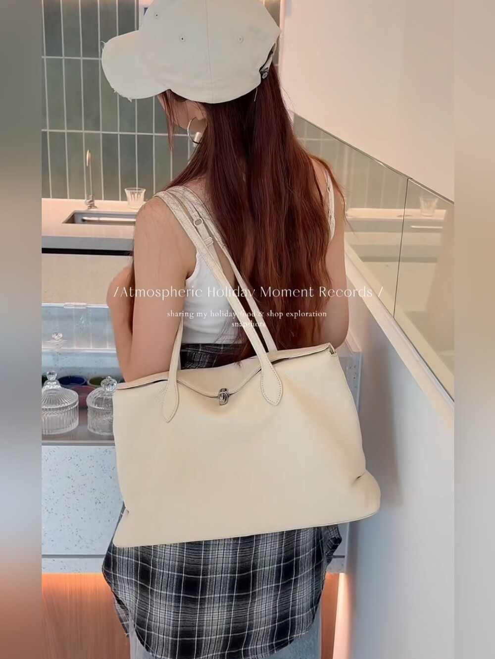 💯 🆕 Leather  Bag Black And White